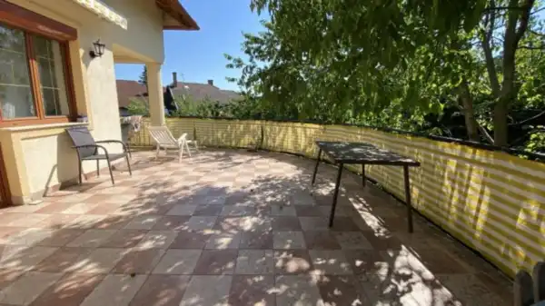 Eladó családi ház, Budakeszi 10 szoba 450 m² 219 M Ft