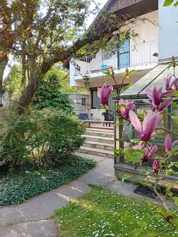 Eladó családi ház, Budapest, II. kerület 7 szoba 316 m² 249 M Ft