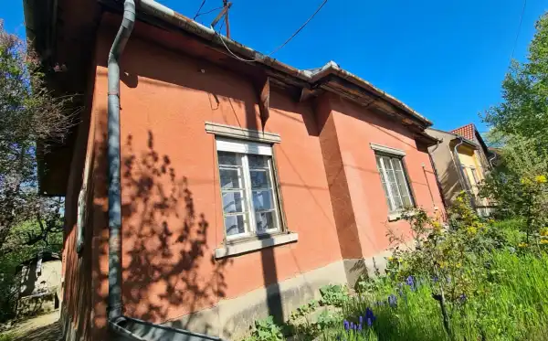 Eladó családi ház, Budapest, XVIII. kerület 3+1 szoba 95 m² 55.9 M Ft