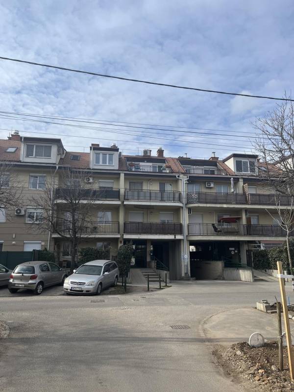 eladó téglalakás, Budapest, XVIII. kerület