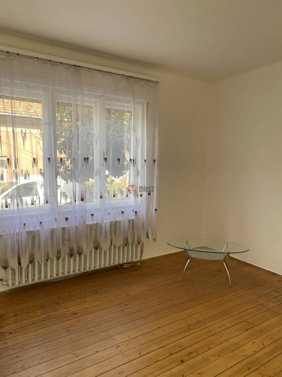 eladó téglalakás, Budapest, XX. kerület